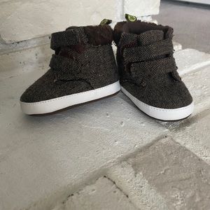 Baby shoes